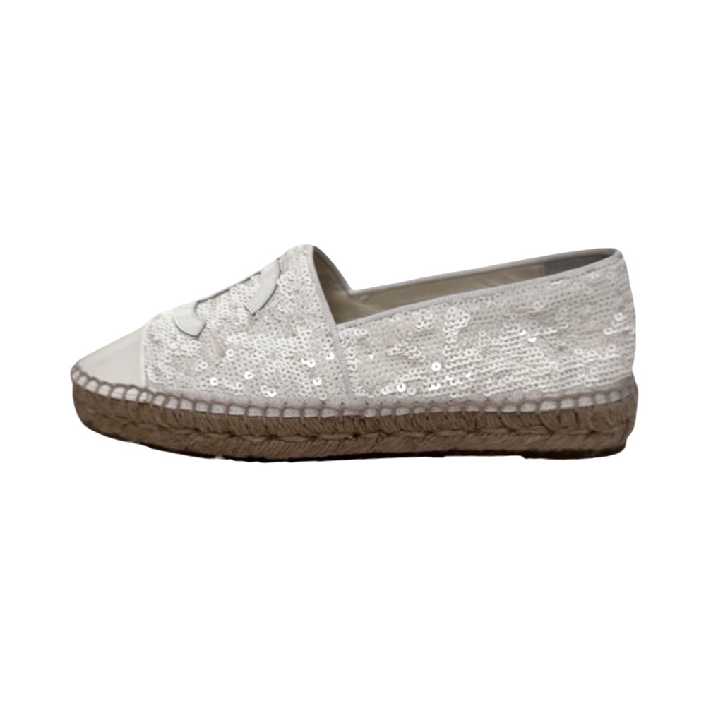 🆕💞CHANEL White Sequins Patent Leather CC Logo Cap Toe Espadrilles Flats • EU 37 - Picture 6 of 15